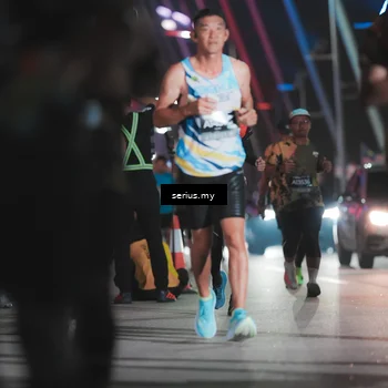 Runner Photo 6257598