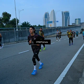 Runner Photo 6257618