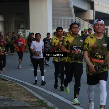 Runner Photo 6257634