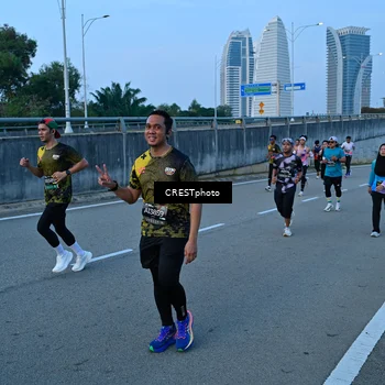 Runner Photo 6257675