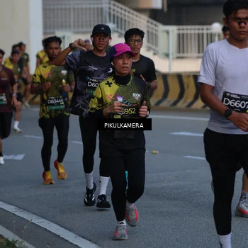 Runner Photo 6257681