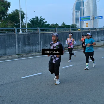 Runner Photo 6257711