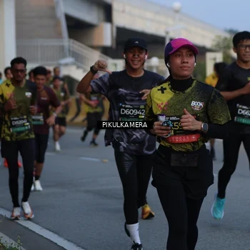 Runner Photo 6257723