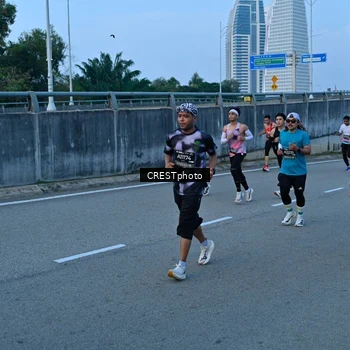 Runner Photo 6257729