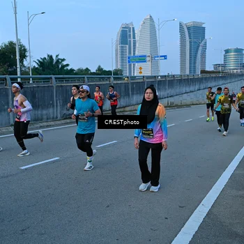 Runner Photo 6257744