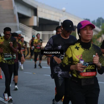 Runner Photo 6257746