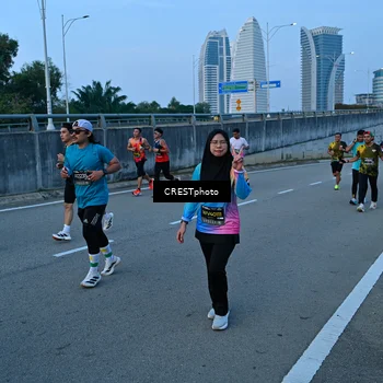 Runner Photo 6257756