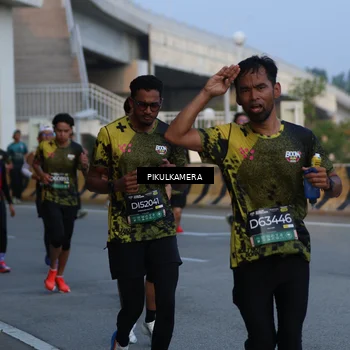 Runner Photo 6257767