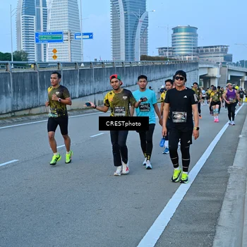 Runner Photo 6257773