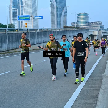 Runner Photo 6257787