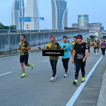 Runner Photo 6257788
