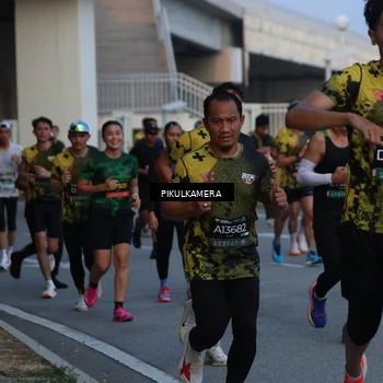 Runner Photo 6257861