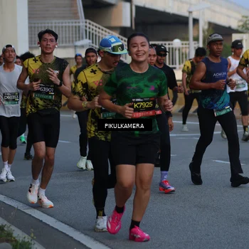 Runner Photo 6257943