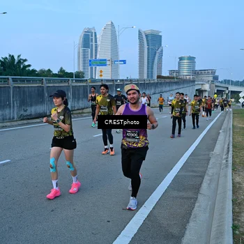 Runner Photo 6257946