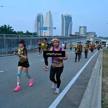 Runner Photo 6257950