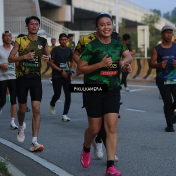 Runner Photo 6257965
