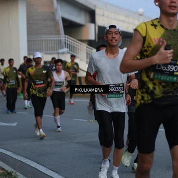 Runner Photo 6257993