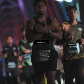 Runner Photo 6258012