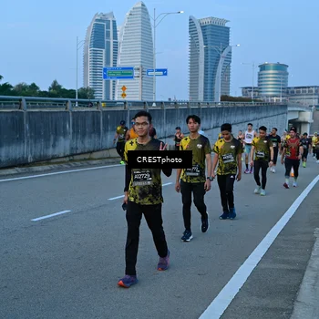 Runner Photo 6258013