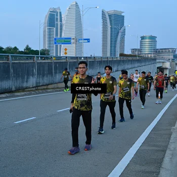 Runner Photo 6258017