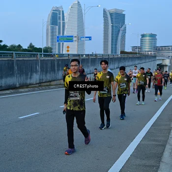 Runner Photo 6258020