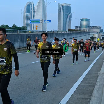 Runner Photo 6258044