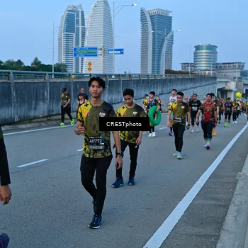 Runner Photo 6258048