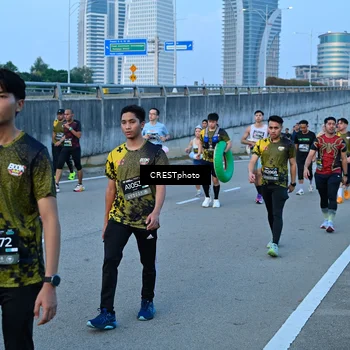 Runner Photo 6258056