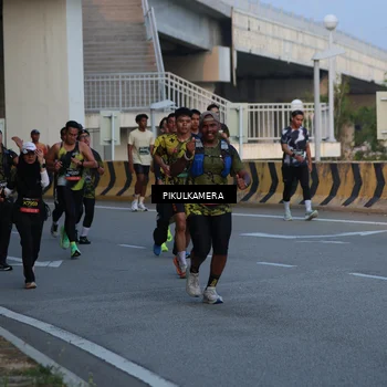 Runner Photo 6258063