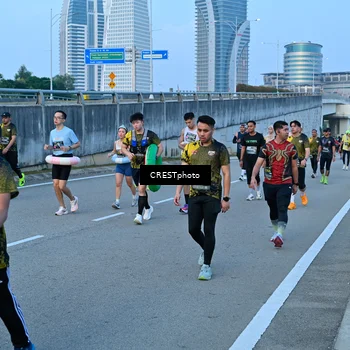 Runner Photo 6258066