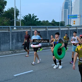 Runner Photo 6258085