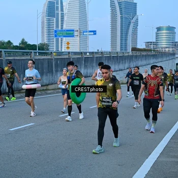 Runner Photo 6258097