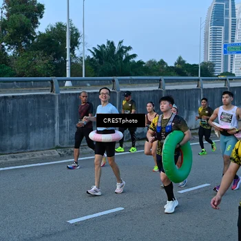 Runner Photo 6258114