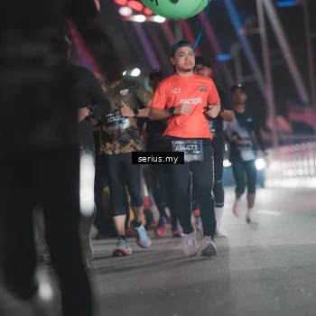 Runner Photo 6258134