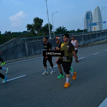 Runner Photo 6258149