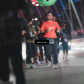 Runner Photo 6258151