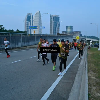 Runner Photo 6258175