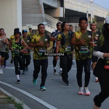 Runner Photo 6258177