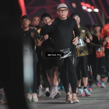 Runner Photo 6258181