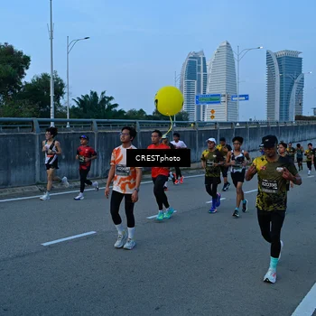Runner Photo 6258280