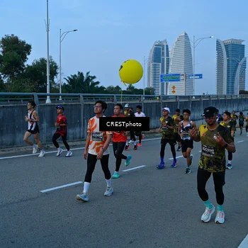 Runner Photo 6258294