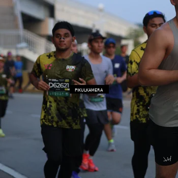 Runner Photo 6258297