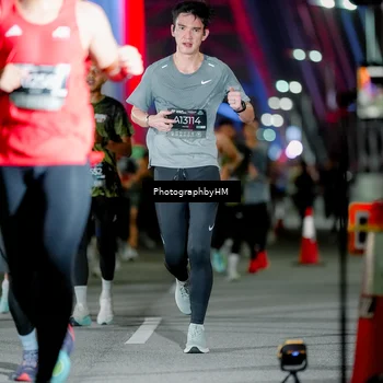 Runner Photo 6258300