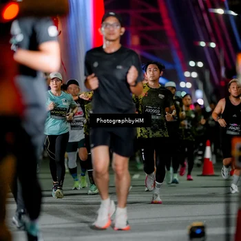 Runner Photo 6258301