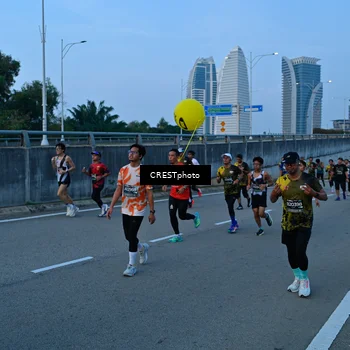Runner Photo 6258302
