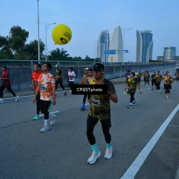 Runner Photo 6258306