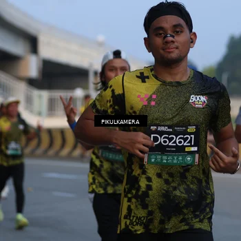 Runner Photo 6258337