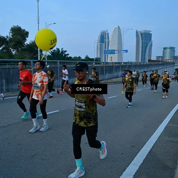 Runner Photo 6258342