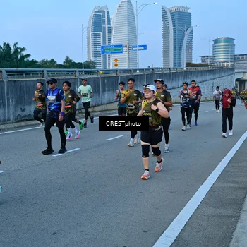 Runner Photo 6258375