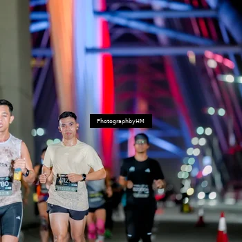 Runner Photo 6258376